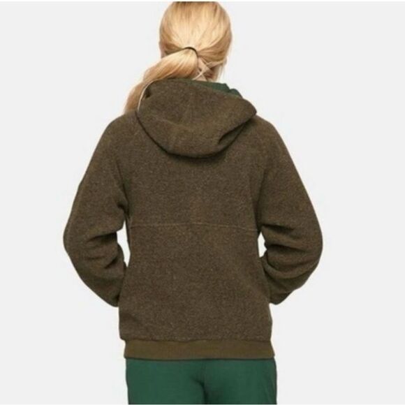 Outdoor Voices Mega Fleece Half-Zip Hoodie - Picture 4 of 14